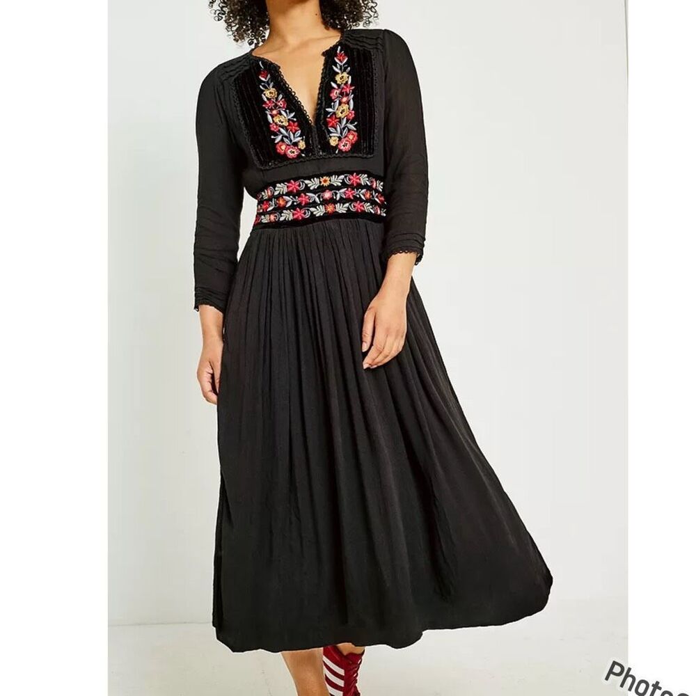 Free People Black Flora Embroidered Floral Midi Dress Small Women